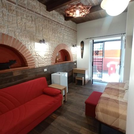 Big Mama Jungle Rooms Terracina Buitenkant foto