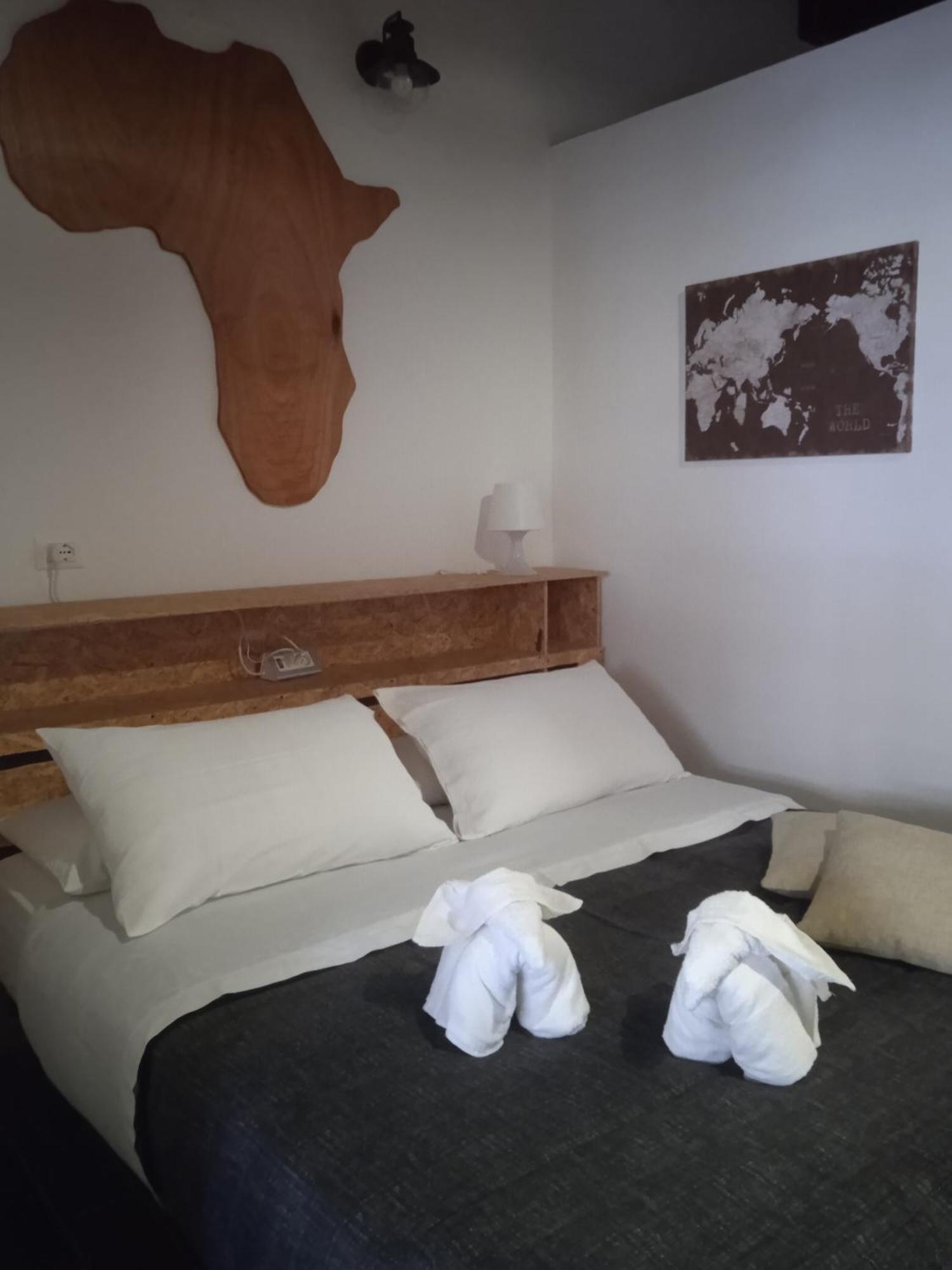 Big Mama Jungle Rooms Terracina Buitenkant foto