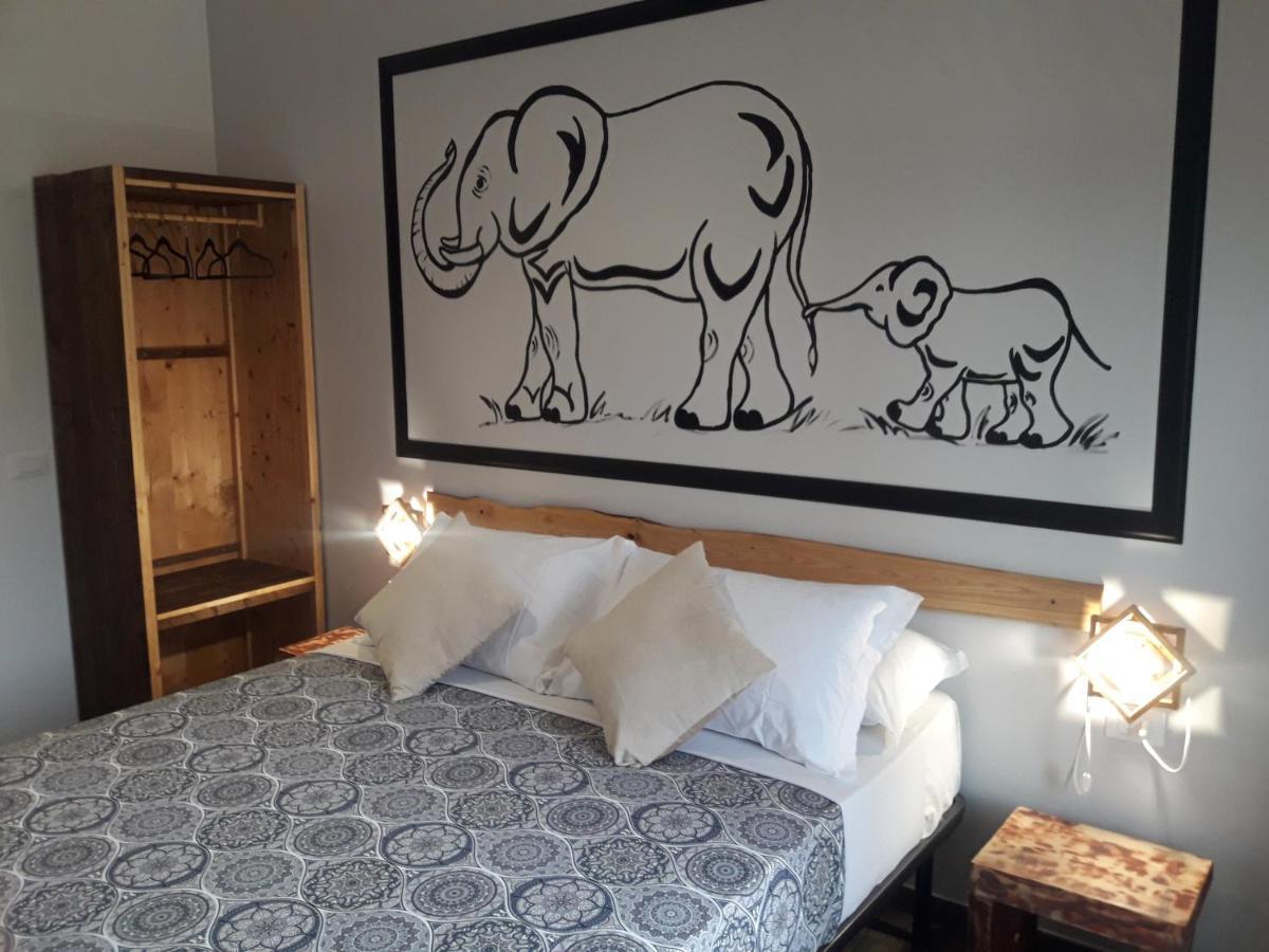 Big Mama Jungle Rooms Terracina Buitenkant foto